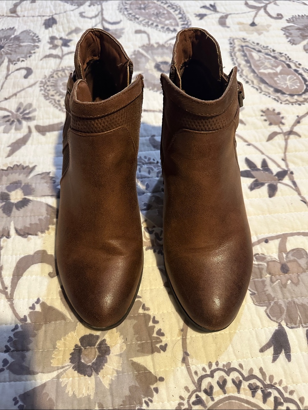 Kim Rodger’s Women’s Chestnut Onyla Ankle Boots
